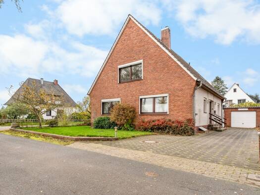 Einfamilienhaus zum Kauf 369.000 € 7 Zimmer 230 m² 692 m² Grundstück Deichhausen/Sandhausen Delmenhorst 27751