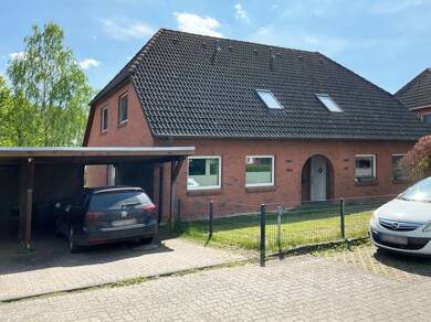 Doppelhaushälfte zum Kauf 185.000 € 4 Zimmer 112 m² 294 m² Grundstück Lübesse Lübesse 19077