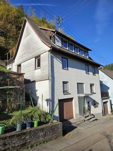 Einfamilienhaus zum Kauf 109.000 € 7 Zimmer 162 m² 141 m² Grundstück Bettenhausen Dornhan 72175