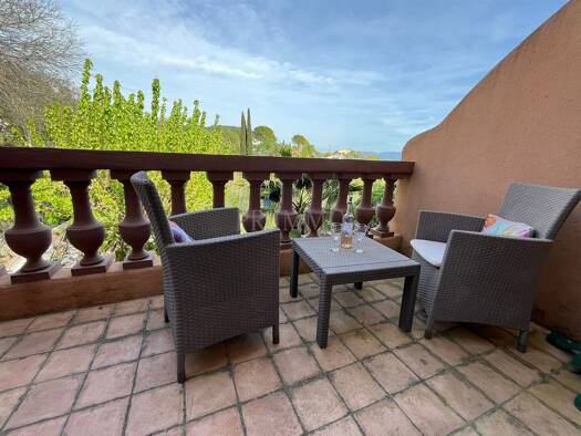 Haus zum Kauf 325.000 € 90 m² 178 m² Grundstück Peripherie Les Arcs 83460