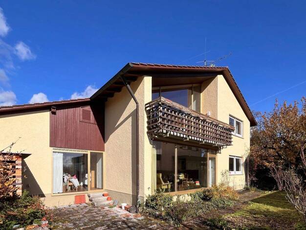 Einfamilienhaus zum Kauf 833.000 € 7 Zimmer 200 m² 566 m² Grundstück frei ab sofort Herrenberg Herrenberg 71083