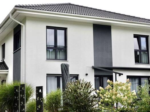 Villa zum Kauf 850.000 € 5,5 Zimmer 149 m² 490 m² Grundstück Deggenhausen 88693