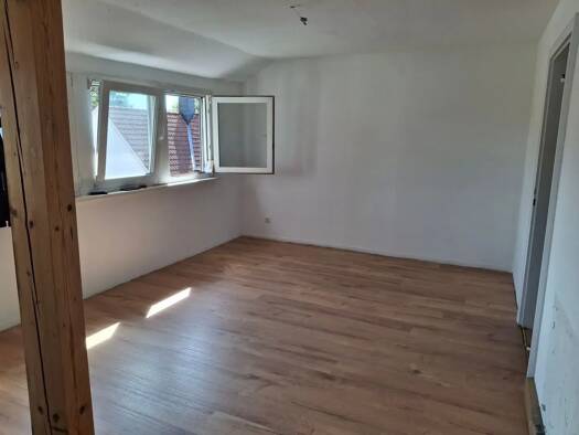Wohnung zur Miete 550 € 2 Zimmer 50 m² Geschoss 2/3 frei ab sofort Hassel Sankt Ingbert 66386
