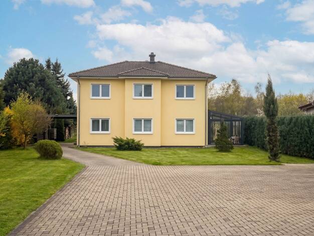 Einfamilienhaus zum Kauf provisionsfrei 690.000 € 5 Zimmer 146 m² 3.283 m² Grundstück Zwenkau 04442