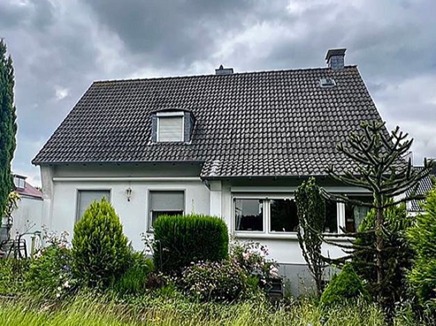 Einfamilienhaus zum Kauf 390.000 € 9 Zimmer 150 m²<br/>Wohnfläche 784 m²<br/>Grundstück ab sofort<br/>Verfügbarkeit Soest Soest , Westf 59494