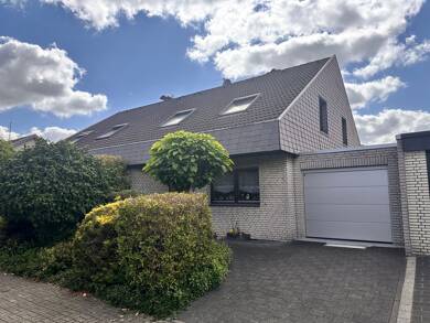 Doppelhaushälfte zum Kauf provisionsfrei 650.000 € 5 Zimmer 133 m² 330 m² Grundstück Rosellen Neuss 41470