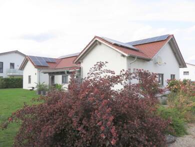 Bungalow zum Kauf 699.000 € 4 Zimmer 127 m² 793 m² Grundstück frei ab sofort Janahof Cham 93413
