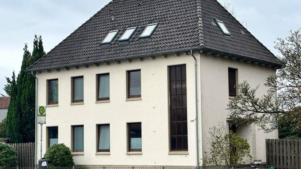 Mehrfamilienhaus zum Kauf 540.000 € 10 Zimmer 223 m² 654 m² Grundstück Wechloy Oldenburg 26129