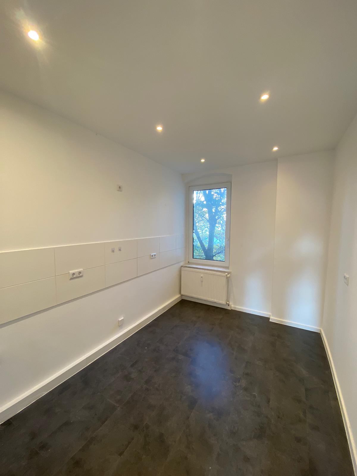 Wohnung zur Miete 594 € 4 Zimmer 84,9 m²<br/>Wohnfläche 1.<br/>Geschoss ab sofort<br/>Verfügbarkeit Parkstraße 6a Zeitz Zeitz 06712