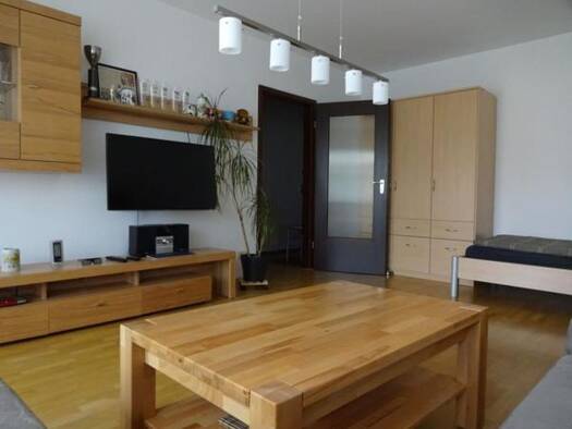 Wohnung zur Miete 675 € 1 Zimmer 39 m² Geschoss 2/4 frei ab 01.05.2026 Erlangen-Nord Erlangen 91054