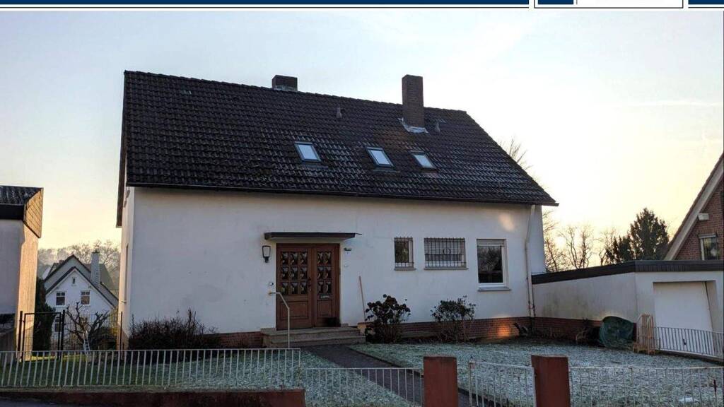 Einfamilienhaus zum Kauf 219.000 € 8 Zimmer 141,7 m² 1.087 m² Grundstück Holzminden 37603