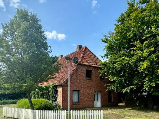 Haus zum Kauf 239.000 € 5 Zimmer 122,3 m² 6.352 m² Grundstück Nordhastedt / Fiel 25785