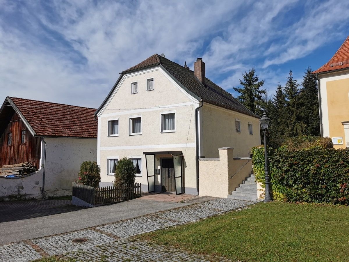 Haus zum Kauf 195.000 € 4 Zimmer 110 m²<br/>Wohnfläche 353 m²<br/>Grundstück Adldorf Eichendorf / Adldorf 94428