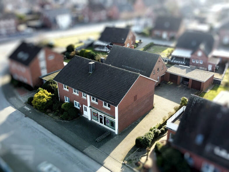 Wohn- und Geschäftshaus zum Kauf als Kapitalanlage geeignet 319.000 € 8 Zimmer 635,8 m² 1.008 m² Grundstück Mesum Feld Rheine 48432