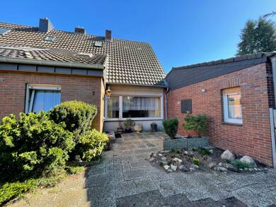 Haus zum Kauf 575.000 € 5 Zimmer 121 m² 807 m² Grundstück frei ab sofort Alte Poststraße 7 Osterath Meerbusch 40670
