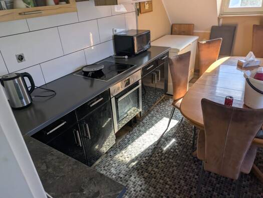 WG-Zimmer zur Miete 17 € 4 Zimmer 90 m² Geschoss 1/2 frei ab sofort Westerwaldstraße 155 Uckerath Hennef (Sieg) 53773