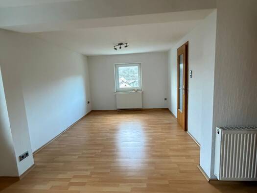 Wohnung zur Miete 500 € 2 Zimmer 50 m² Geschoss EG/1 frei ab sofort Bebra 36179