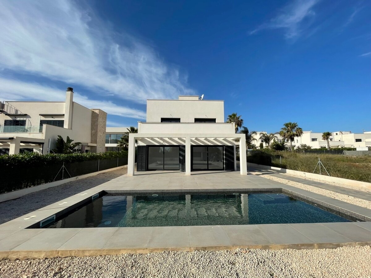 Haus zum Kauf provisionsfrei 849.000 € 4 Zimmer 125 m²<br/>Wohnfläche 700 m²<br/>Grundstück ab sofort<br/>Verfügbarkeit Carrer Rossini 3B Cala Pi Mallorca 07639