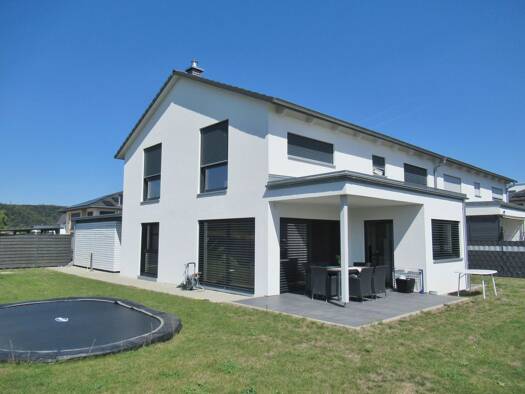 Doppelhaushälfte zum Kauf 649.000 € 5,5 Zimmer 150,6 m² 545 m² Grundstück frei ab sofort Mausäckern 12a 12a Wutöschingen 79793