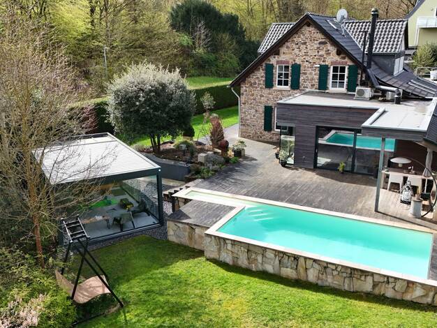 Einfamilienhaus zum Kauf 1.295.000 € 7 Zimmer 271 m² 2.205 m² Grundstück Querenburg Bochum 44801