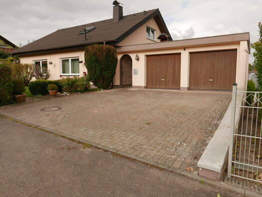 Haus zum Kauf 395.000 € 190 m² 816 m² Grundstück Im Störling 5 Donaueschingen 78166