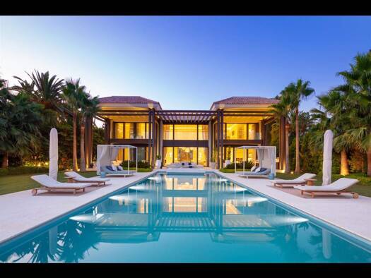 Haus zum Kauf 13.500.000 € 1.033 m² 2.342 m² Grundstück Marbella 29600