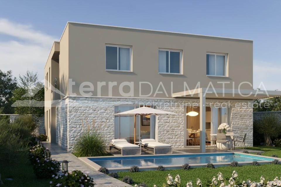 Haus zum Kauf 450.000 € 5 Zimmer 156 m²<br/>Wohnfläche 256 m²<br/>Grundstück Brodarica bb Sibenik 22000