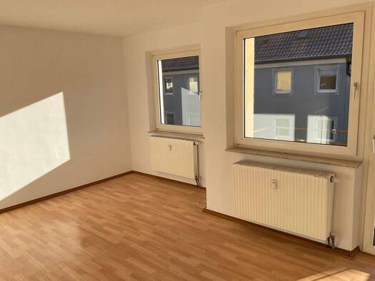 Wohnung zur Miete 432 € 2 Zimmer 57,7 m² 2. Geschoss frei ab 01.02.2026 Peter-Lippert-Str. 5 Amberg 92224