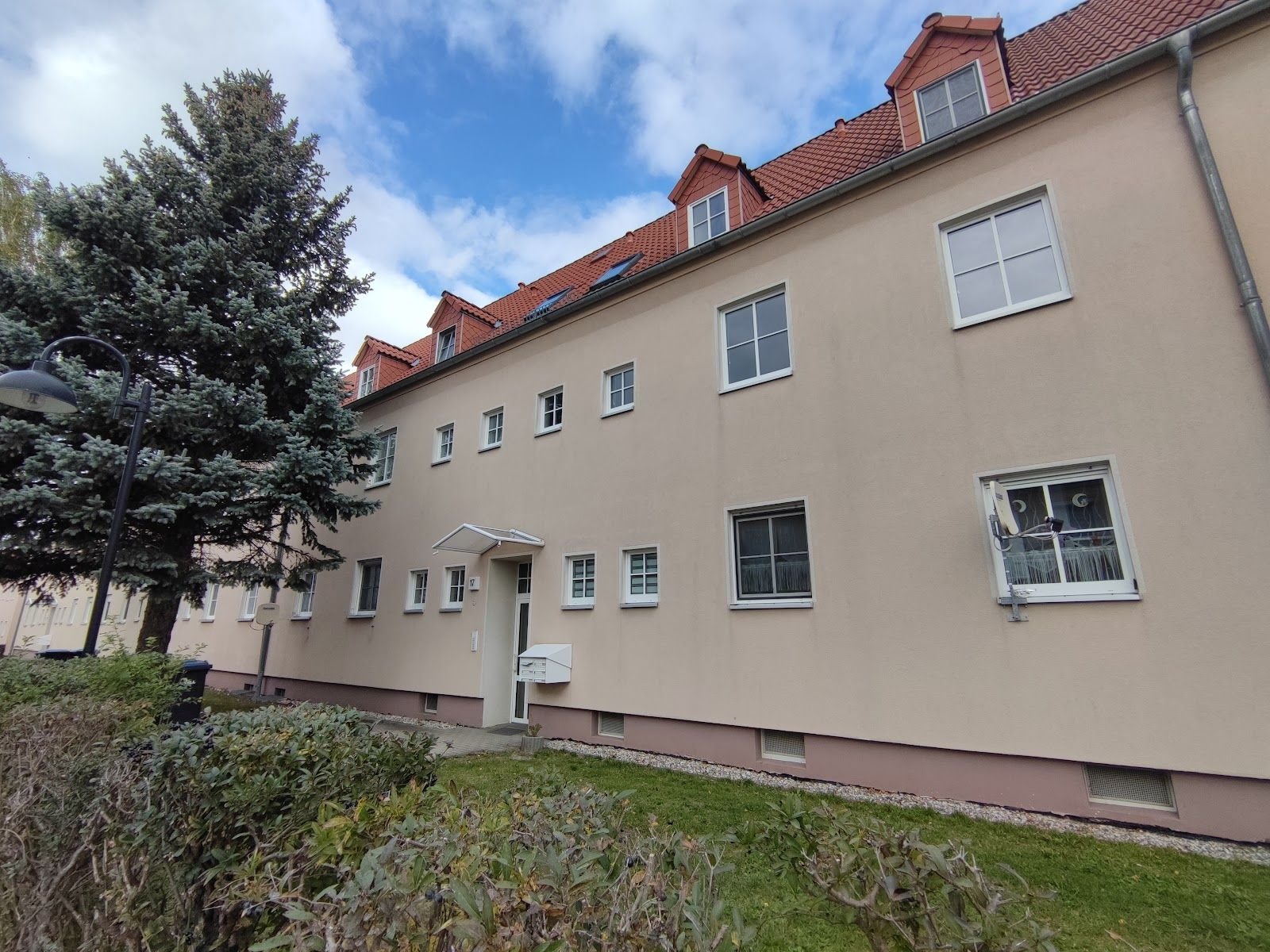 Wohnung zur Miete 354 € 3 Zimmer 64,4 m²<br/>Wohnfläche 1.<br/>Geschoss 01.10.2024<br/>Verfügbarkeit Nordstraße 19 Kitzscher Kitzscher 04567