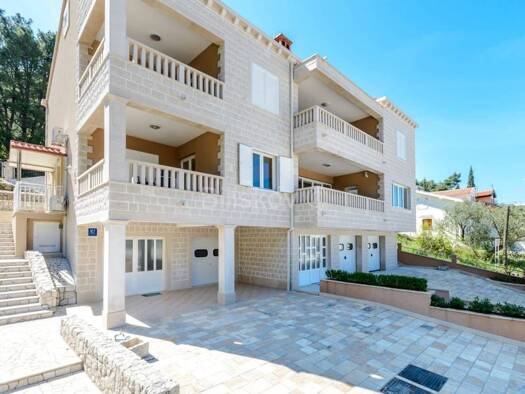 Haus zum Kauf 1.700.000 € 15 Zimmer 484 m² Slivno