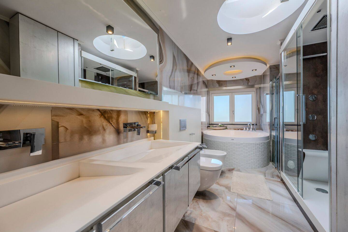 Property thumbnail 8