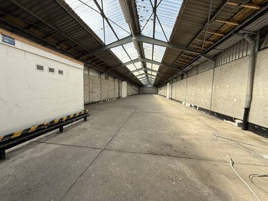 Lagerhalle zur Miete 1.200 € 722,5 m² Lagerfläche Ochshausen Lohfelden 34253