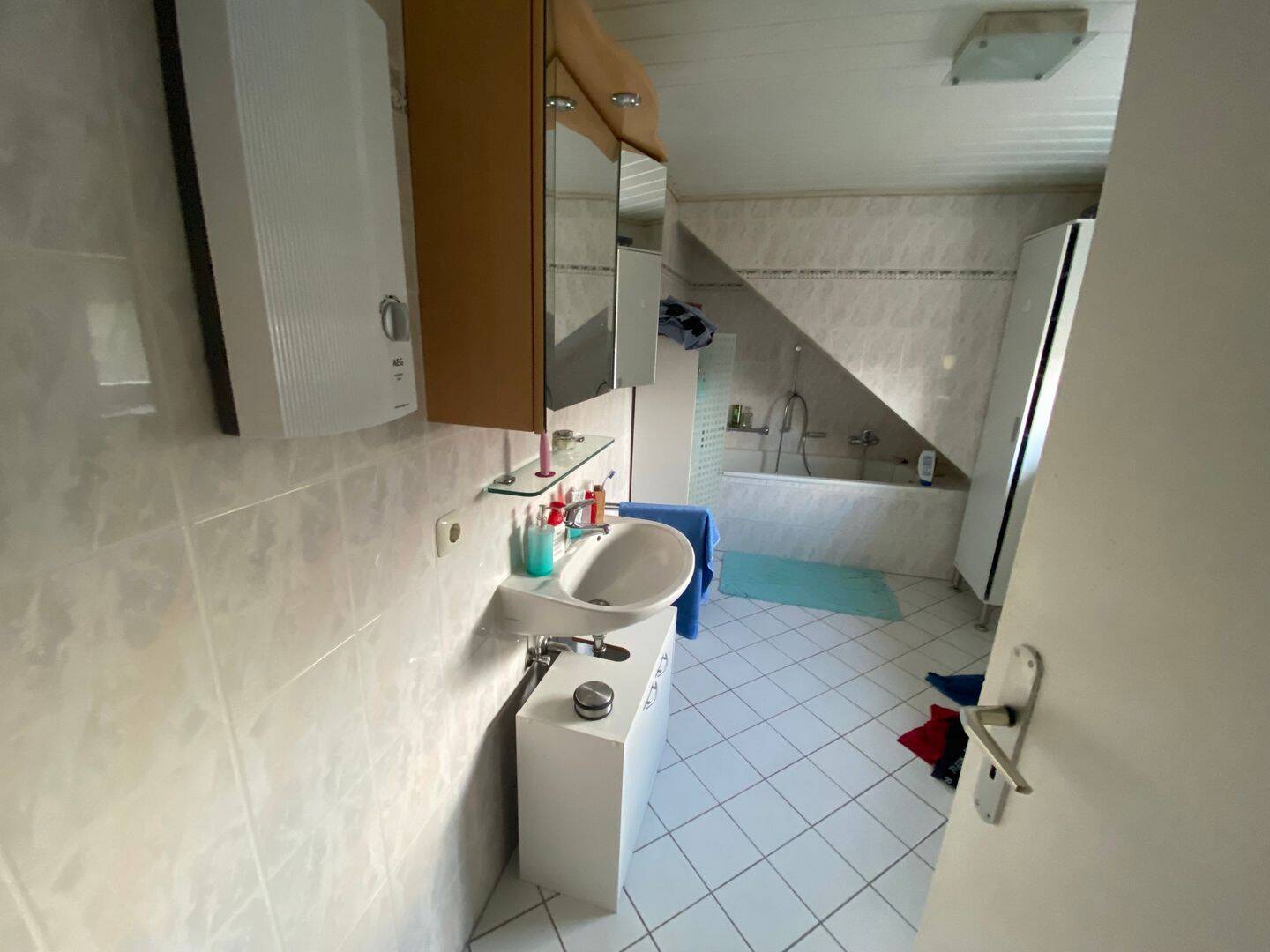 Immobilie in Schweich - 3 Familienhaus (bereits aufgeteilt zu 3 Eigentumswohnungen) - Bild 1