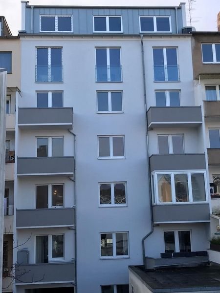 Wohnung zur Miete 800 € 4 Zimmer 109 m²<br/>Wohnfläche ab sofort<br/>Verfügbarkeit Humboldtstr. 95 Düsseltal Düsseldorf 40237