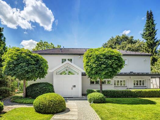 Villa zum Kauf 4.250.000 € 10 Zimmer 470 m² 1.600 m² Grundstück Grünwald 82031