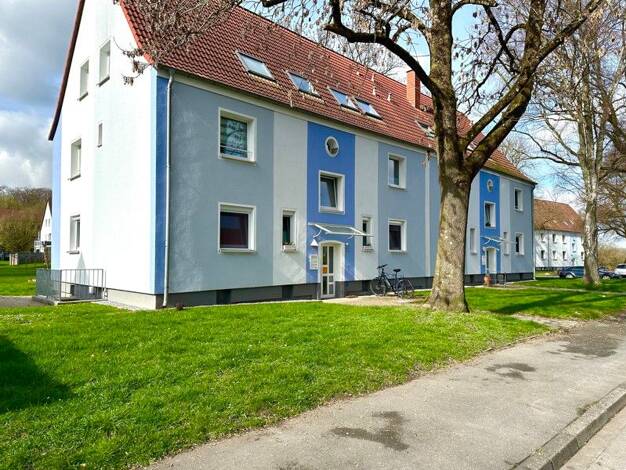 Wohnung zur Miete 829 € 3 Zimmer 74,1 m² 1. Geschoss frei ab 13.06.2026 Servatiusstr. 3 Huckarde Dortmund 44369