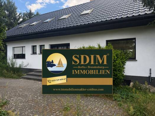 Einfamilienhaus zum Kauf 550.000 € 7 Zimmer 270 m² 6.440 m² Grundstück Schorbus Drebkau 03116