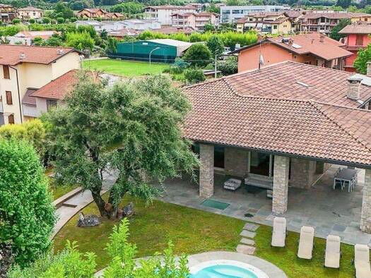 Haus zum Kauf 920.000 € 676 m² Capriolo 25031