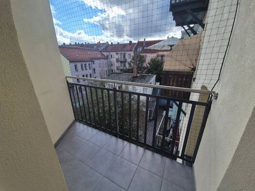 Wohnung zur Miete 820 € 3 Zimmer 77 m² frei ab sofort Siemensstraße 26 Gibitzenhof Nürnberg 90459