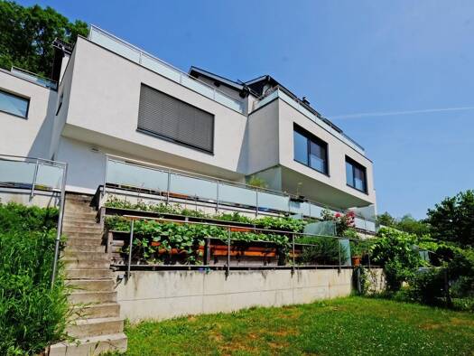 Reihenmittelhaus zum Kauf 7 Zimmer 187,2 m² 260 m² Grundstück frei ab sofort Pöstlingberg Linz 4040