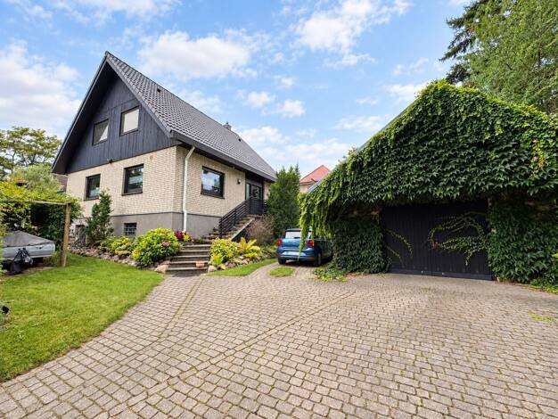 Einfamilienhaus zum Kauf 689.000 € 4 Zimmer 122,6 m² 659 m² Grundstück Biesdorf Berlin 12683