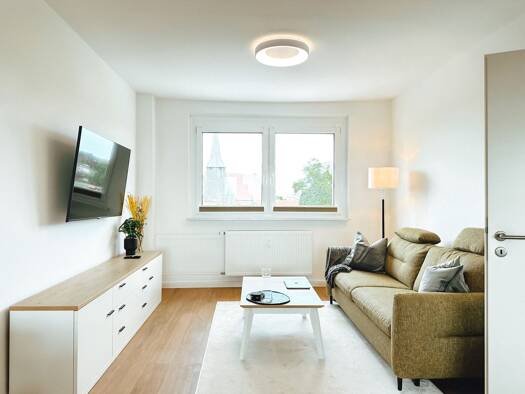 Wohnung zur Miete 1.400 € 2 Zimmer 66 m² Cölpin 17094