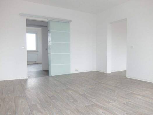 Wohnung zur Miete 650 € 5 Zimmer 122 m² 3. Geschoss Carl-von-Ossietzky-Straße 115 Gablenz Chemnitz 09127