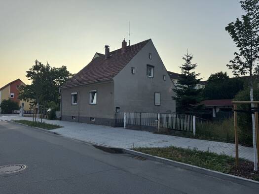 Terrassenwohnung zur Miete 980 € 6 Zimmer 180 m² 2 Geschosse frei ab sofort August-Bebel-Straße 68 Elsterwerda 04910