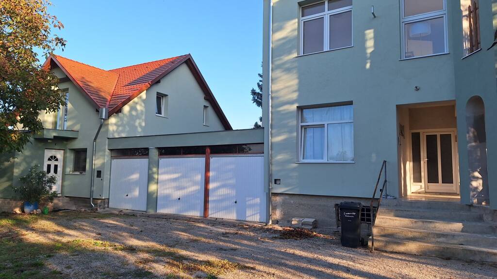Mehrfamilienhaus zum Kauf 469.000 € 12 Zimmer 310 m² 1.906 m² Grundstück frei ab sofort Gyenesdiás 8315