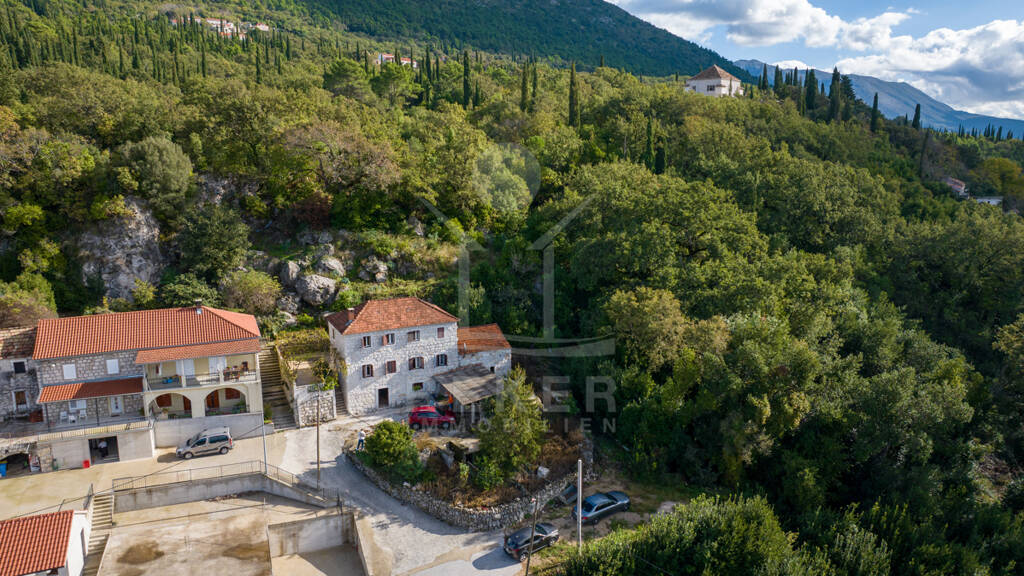 Einfamilienhaus zum Kauf 300.000 € 5 Zimmer 180 m² 3.050 m² Grundstück Dubrovnik 20000