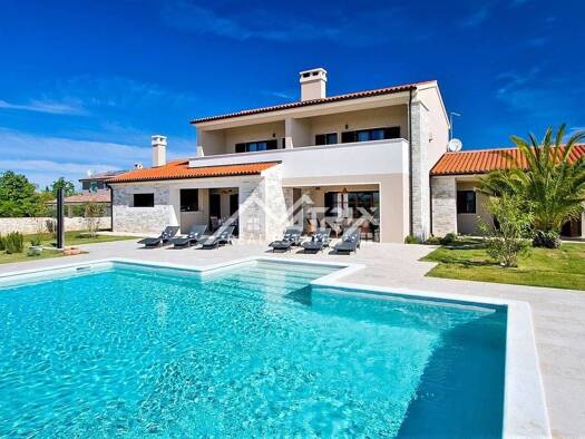 Einfamilienhaus zum Kauf 1.100.000 € 6 Zimmer 400 m² Svetvinčenat Svetvinčenat 52342