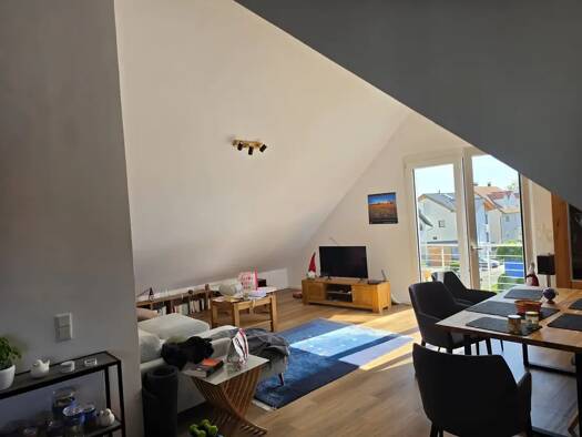 Wohnung zur Miete 1.250 € 3 Zimmer 98 m² Geschoss 2/3 frei ab 01.09.2026 Riedstraße 17 Wallerstädten Groß-Gerau 64521