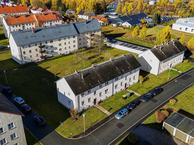 Mehrfamilienhaus zum Kauf als Kapitalanlage geeignet 10.810,1 m² 22.763 m² Grundstück Selb-Plößberg Selb 95100