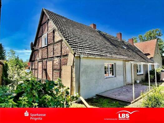 Einfamilienhaus zum Kauf provisionsfrei 64.900 € 3,5 Zimmer 100 m² 921 m² Grundstück frei ab sofort Beveringen Pritzwalk 16928